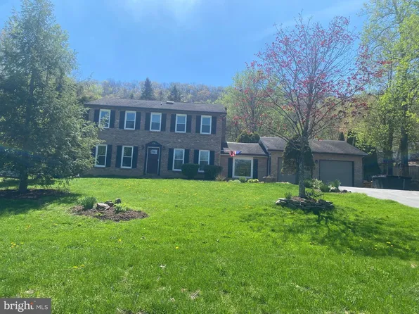 250 River Dr, Bloomsburg, PA 17815