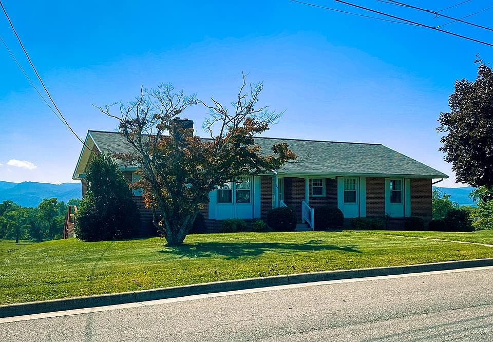 1st image of 625 Mountain View Dr