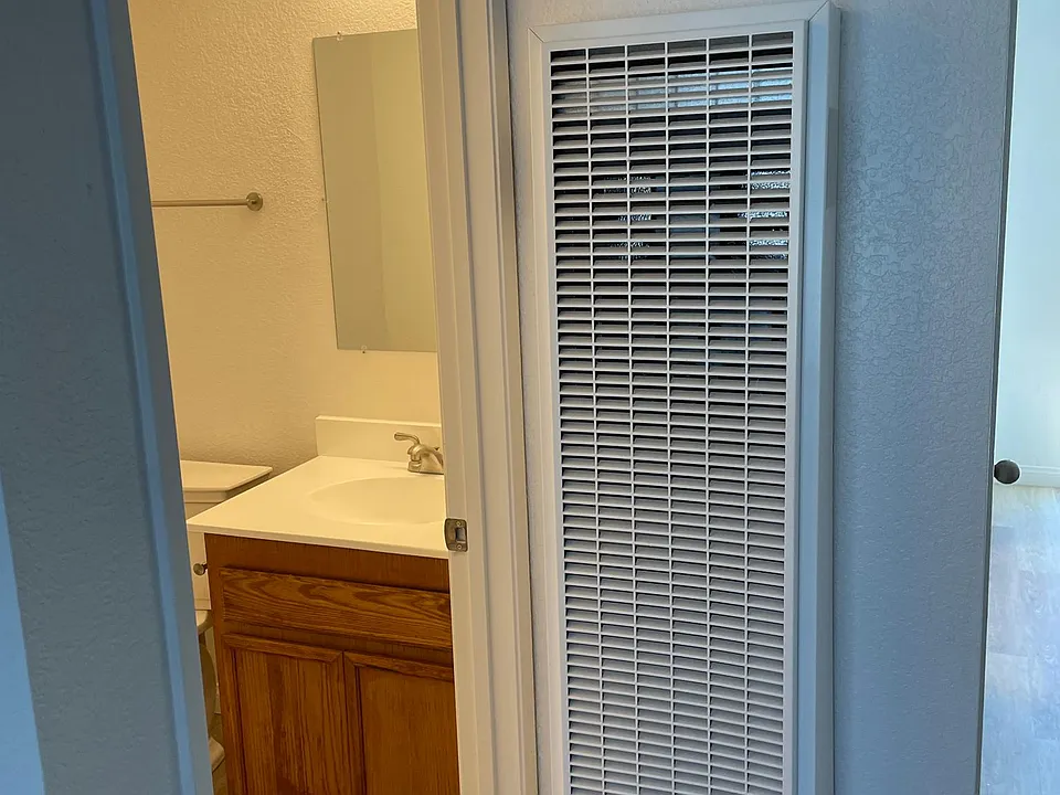 Downstairs half-bathroom