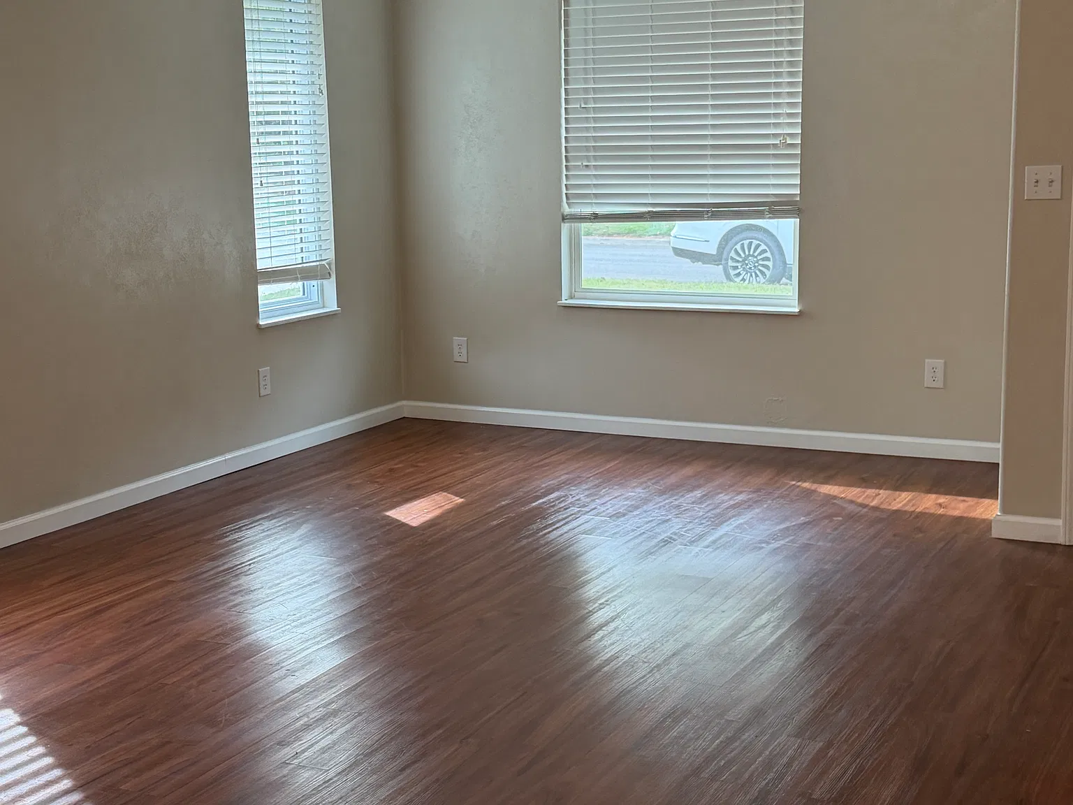 1431 Shannon Cir — Photo 3