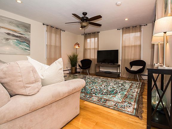 4th image of 47 Boylston St #1