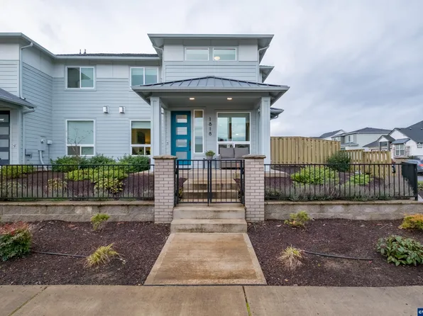 1818 SW 53rd St, Corvallis, OR 97333