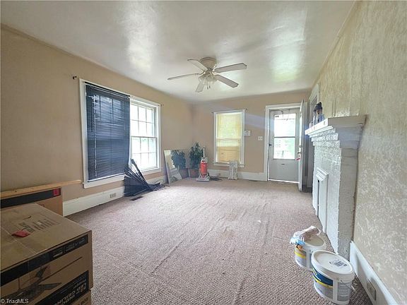 3rd image of 509 Boyd St