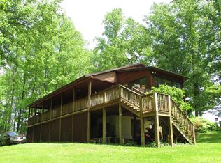 162 Flat Woods Rd, Lexington, VA 24450