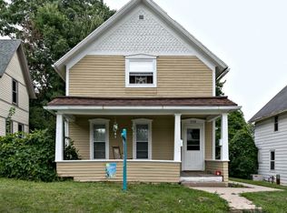 218 W 5th St, Kaukauna, WI 54130