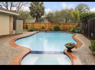 16331 Mill Point Dr, Houston, TX 77059
