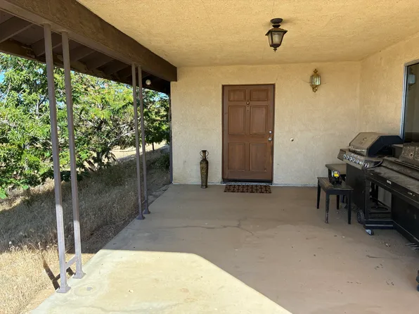 8970 Silver Rock Rd, Pinon Hills, CA 92372