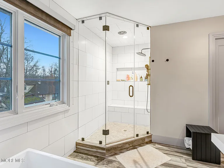 450 Wells Ave — Photo 30