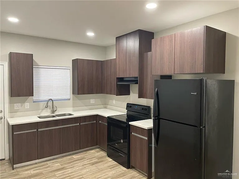1005 W Kohala Ave #1 — Photo 4