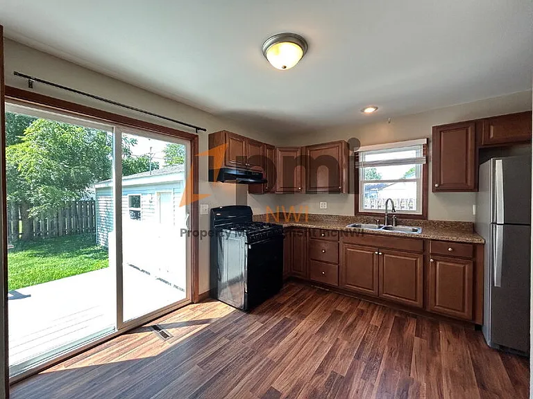 3 Walnut Pkwy — Photo 5