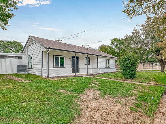 3rd image of 8424 Montridge Dr
