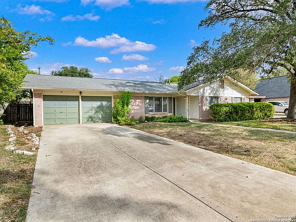5th image of 915 Tamworth Drive