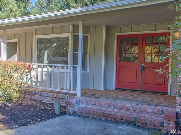 3rd image of 9723 62nd Ave SE