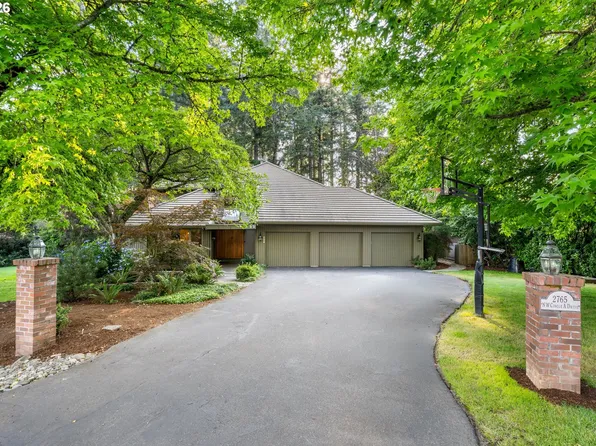 2765 NW Circle A Dr, Portland, OR 97229