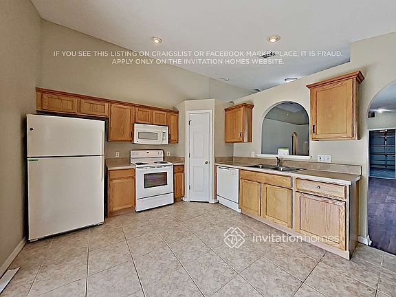 4th image of 6207 Cannoli Pl