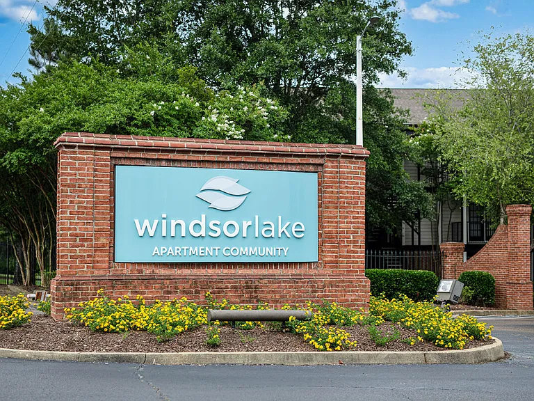 Windsor Lake — Photo 13