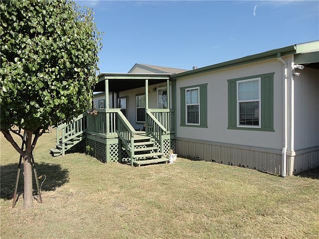 1st image of 3029 Shady Creek Cir
