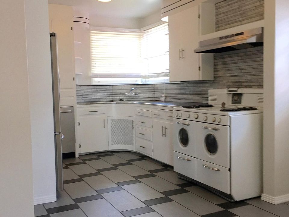 1st image of 4124 Franklin Ave