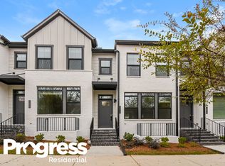 1012 Hannover Park Rd, Sandy Springs, GA 30350