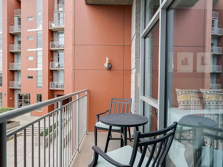 2115 Yeaman Pl #203 — Photo 18