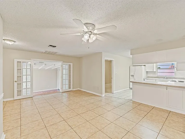 9616 N Oklawaha Ave #1/2 — Photo 13