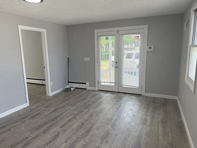 176 Court St #4 — Photo 4