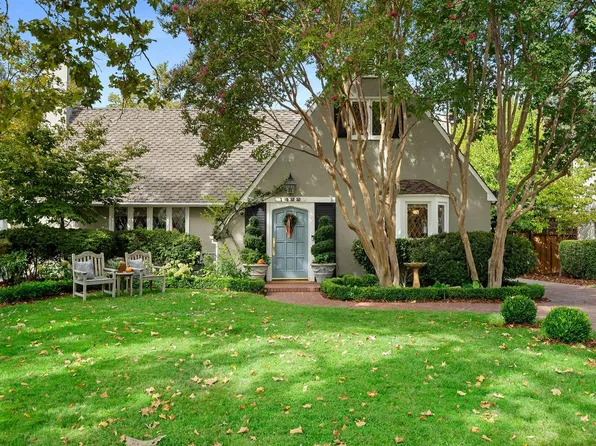 1422 44th St, Sacramento, CA 95819