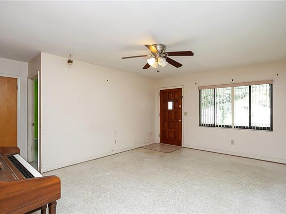 2nd image of 508 Illinois Ave