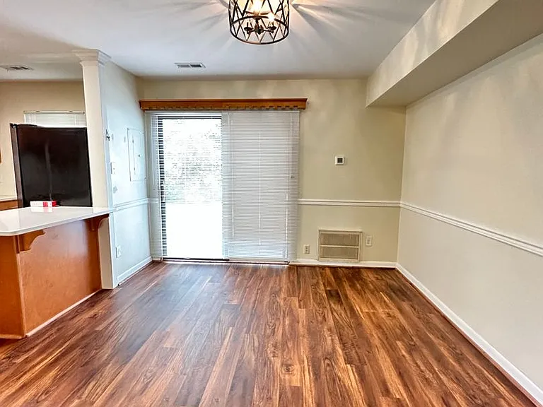 2105 London Company Way — Photo 8