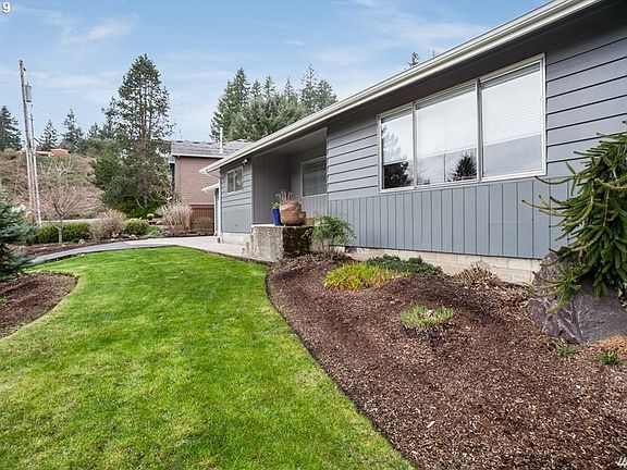 2nd image of 2409 S Greeley Dr
