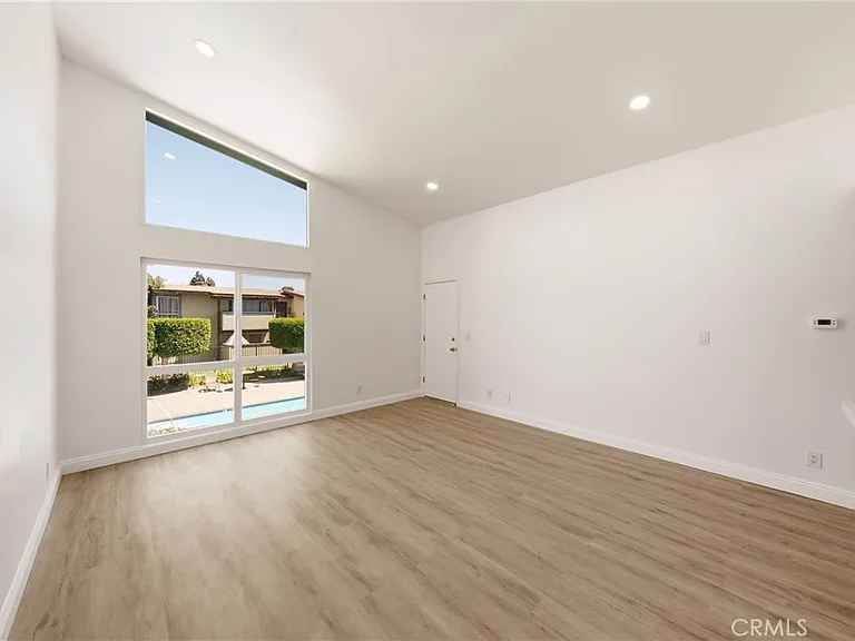 802 Coriander Dr #B — Photo 11