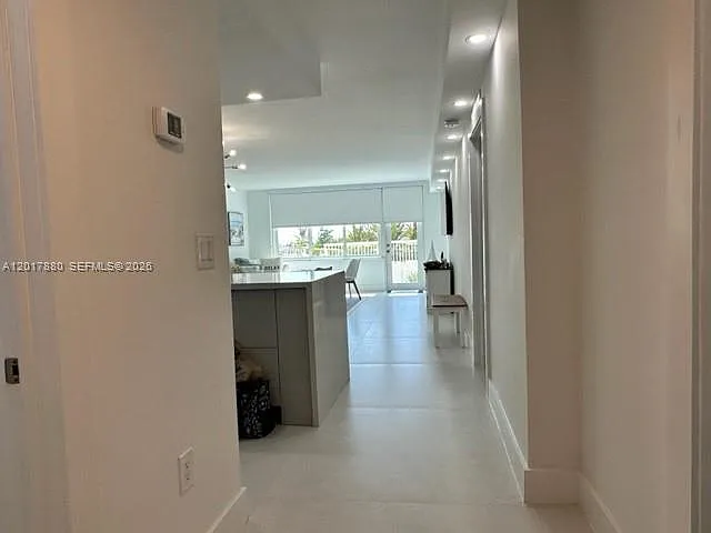 5401 Collins Ave #128 — Photo 22