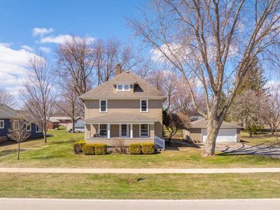 421 Lobeck Ave, Readlyn, IA, 50668