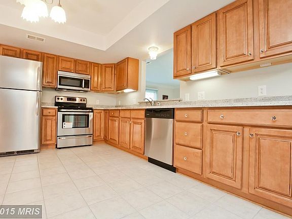 19 X 10 Kitchen with granite countertops