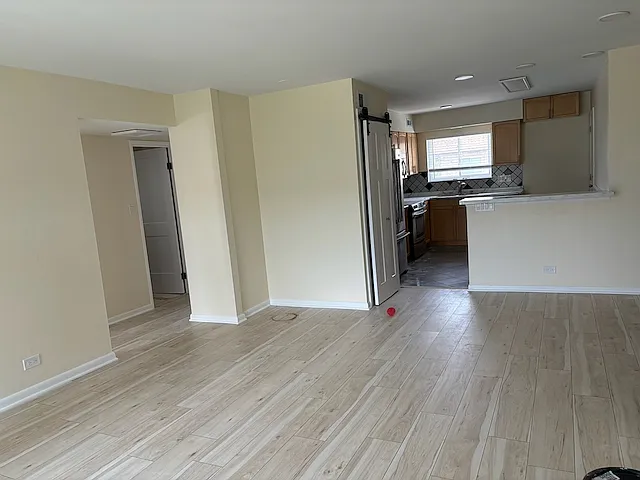 9449 Bay Colony Dr #2N — Photo 11