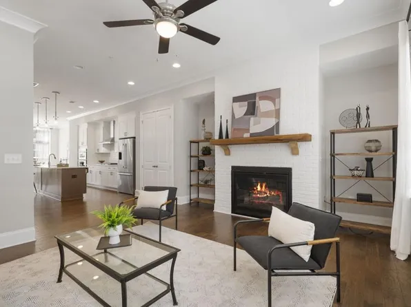 6654 Sterling Dr, Sandy Springs, GA 30328