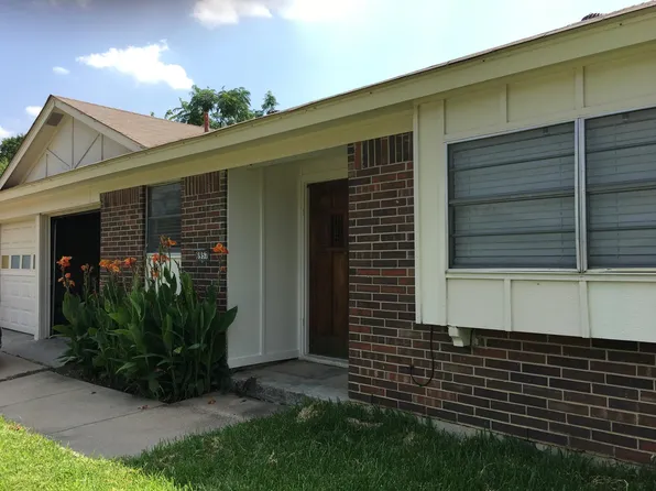 6957 Yorkston St, Watauga, TX 76148