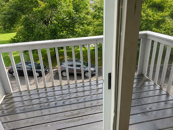 5th image of 902 Wescott Trl