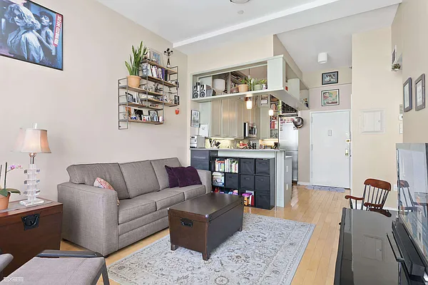Sold by Citi Habitats | media 3