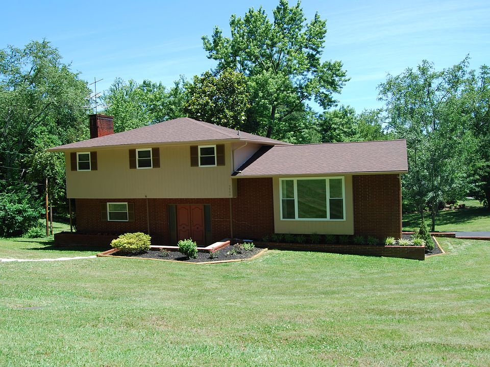1st image of 5900 Marilyn Dr