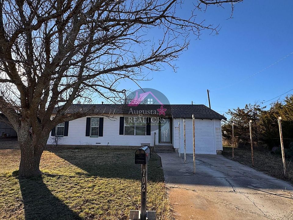 1st image of 702 4th St