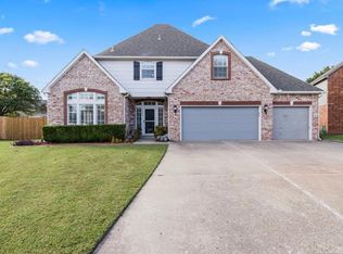 1004 S Willow Ave, Broken Arrow, OK 74012