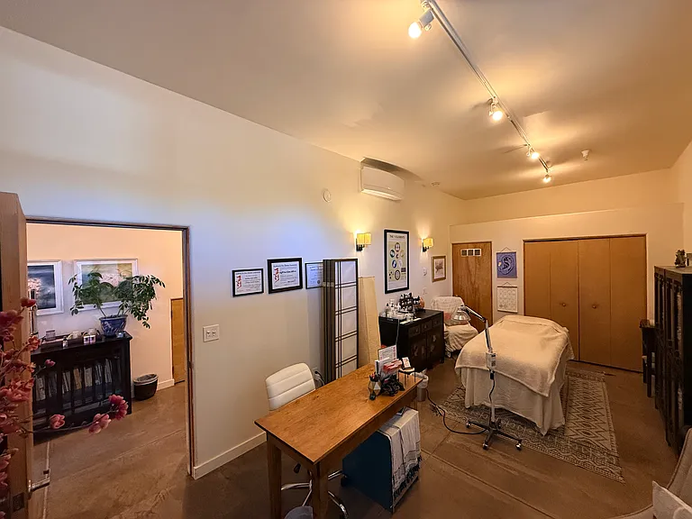 1012 Marquez Pl #303A — Photo 6