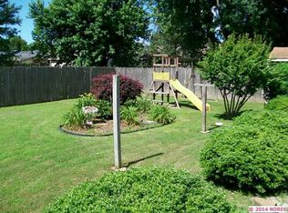 405 Fairfax Dr, Muskogee, OK 74403