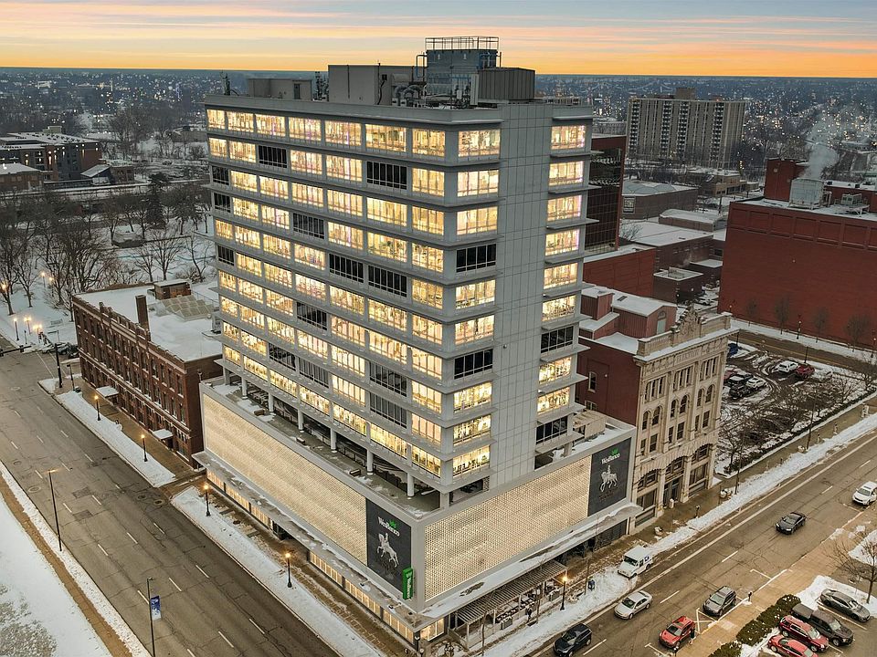 1st image of 203 E Berry St Suite 805