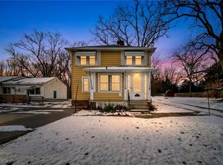 9430 Columbia Rd, Olmsted Falls, OH 44138