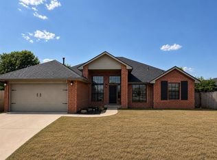 613 N Caddell Way, Mustang, OK 73064