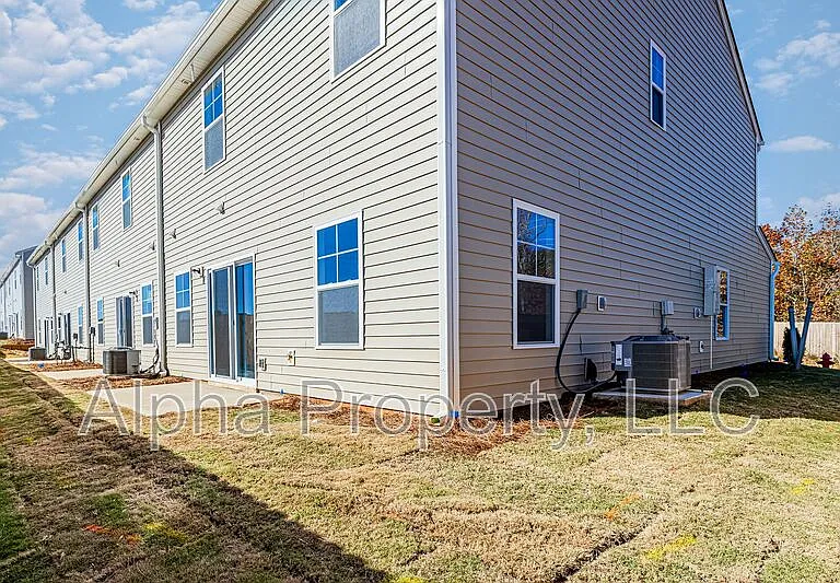 328 Trail Branch Ct — Photo 25
