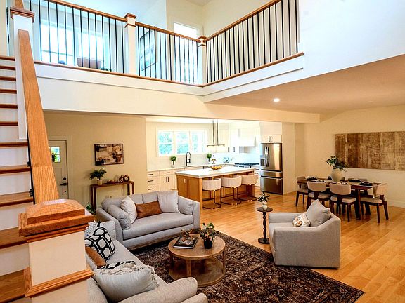 2nd image of 55 Indian Rock Road