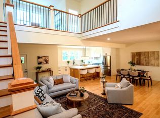 55 Indian Rock Rd, Bedford, NH 03110